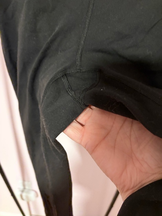 EUC Size Large Lucy Black Capri Leggings with Teal Waistband - Picture 9 of 9